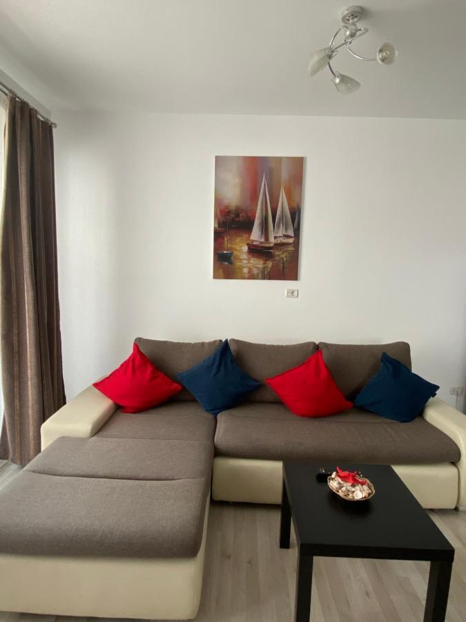 Alex Apartments 那沃达利 外观 照片
