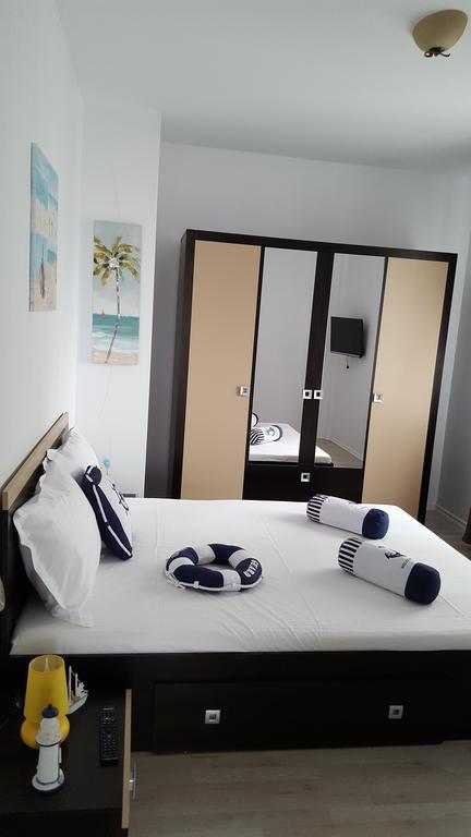 Alex Apartments 那沃达利 外观 照片
